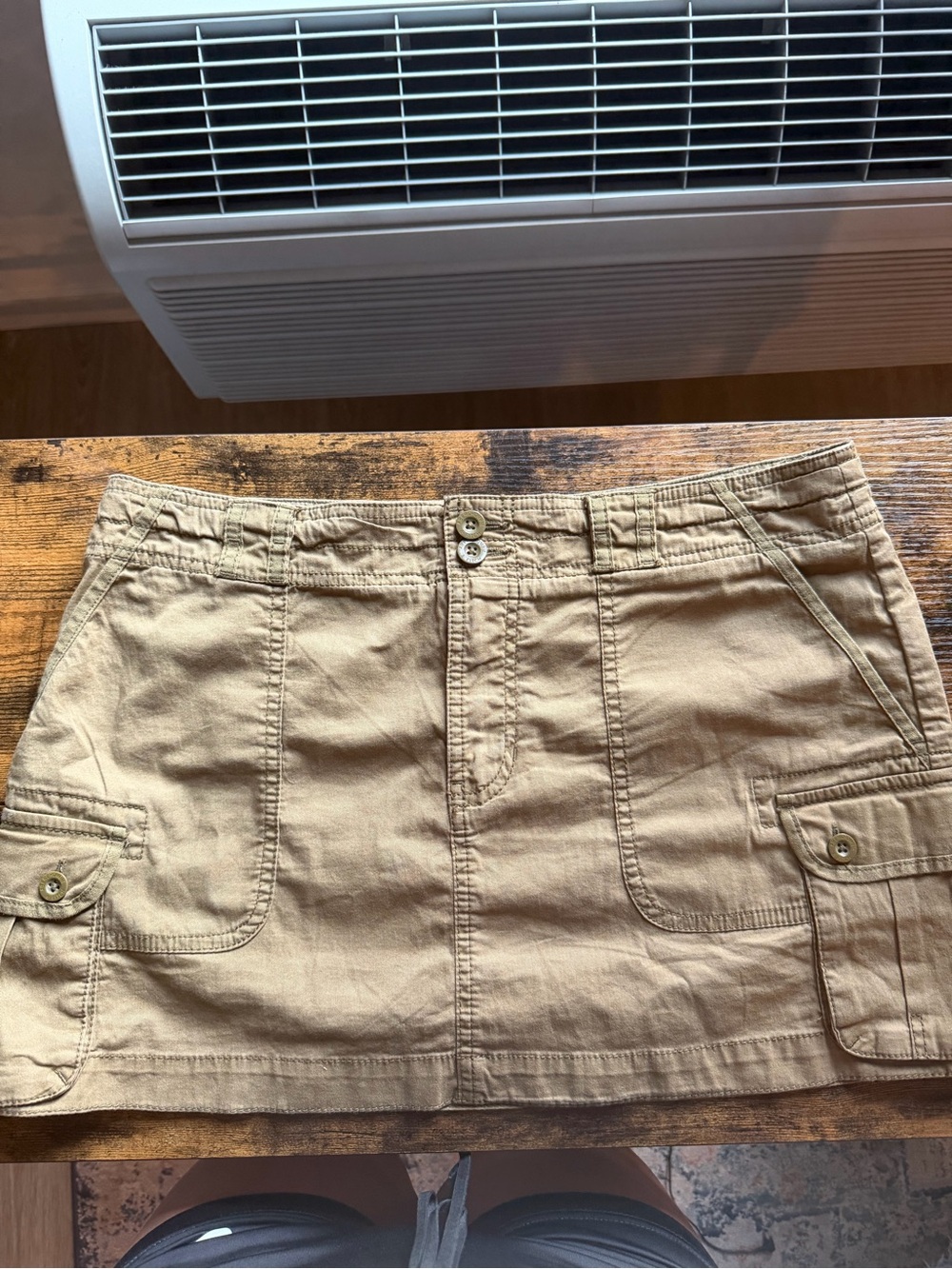 Abercrombie Cargo Mini Skirt in Olive Green